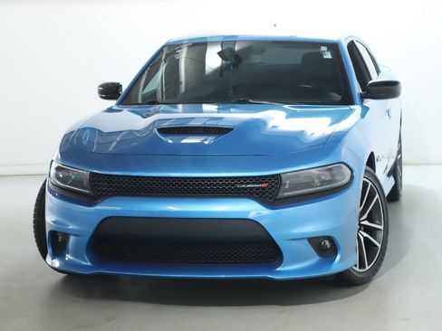 Used 2023 Dodge Charger R/T w/ Plus Group RWD image 3