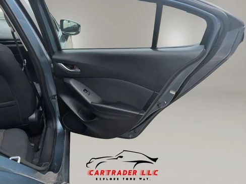Used 2016 MAZDA MAZDA3 i Sport w/ Preferred Equipment Package FWD image 17