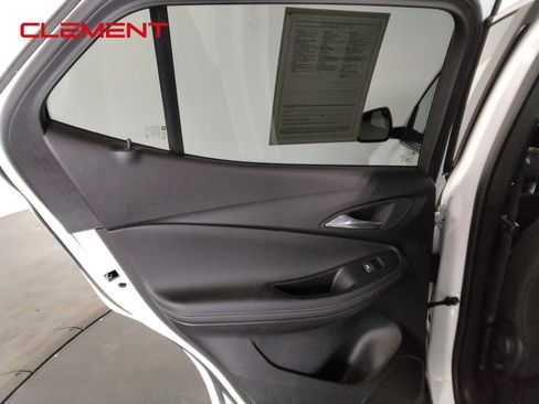 Used 2025 Buick Encore GX Preferred image 29