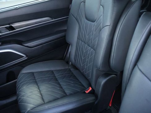 Used 2023 Kia Telluride EX X-Line AWD/4WD image 18