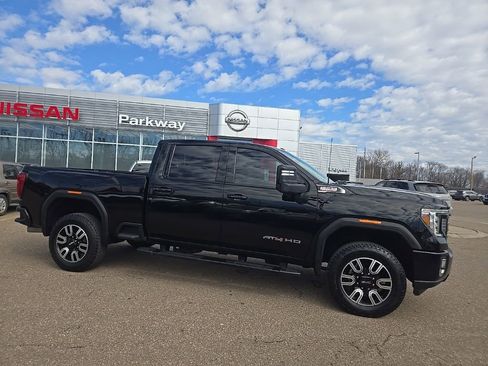 Used 2022 GMC Sierra 2500 AT4 w/ Gooseneck/5TH Wheel Package image 9
