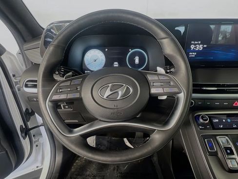 Used 2024 Hyundai Palisade Calligraphy FWD image 16