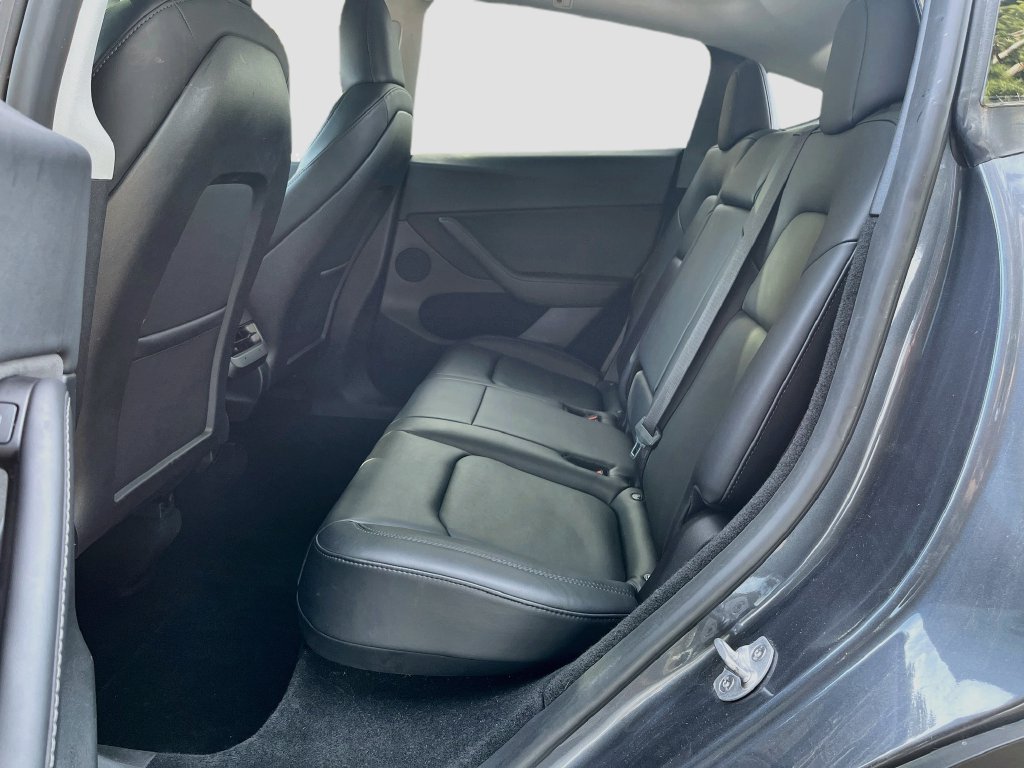 Used 2023 Tesla Model Y Long Range AWD/4WD image 23