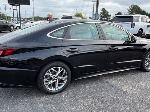 Used 2023 Hyundai Sonata SEL w/ Cargo Package FWD image 7