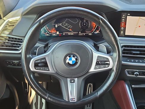 Used 2021 BMW X6 xDrive40i w/ M Sport Package image 18