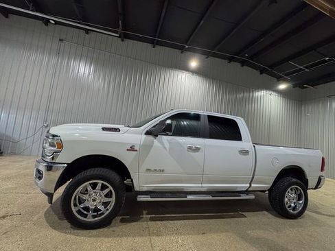 Used 2019 RAM 2500 Big Horn AWD/4WD image 2