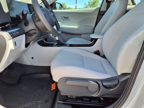 Used 2026 Hyundai Kona SEL Sport FWD image 22