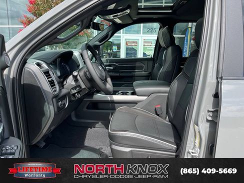 New 2026 RAM 2500 Laramie AWD/4WD image 3