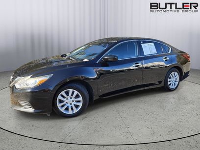 Used 2018 Nissan Altima 2.5 S w/ S Convenience Package