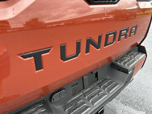 Used 2025 Toyota Tundra SR5 AWD/4WD image 12