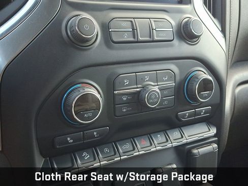 Used 2021 Chevrolet Silverado 1500 LT Trail Boss w/ Convenience Package II AWD/4WD image 19