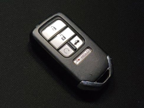 Used 2020 Honda Civic EX image 32