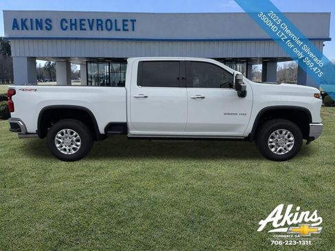 Used 2025 Chevrolet Silverado 3500 LTZ w/ LTZ Premium Package AWD/4WD image 7