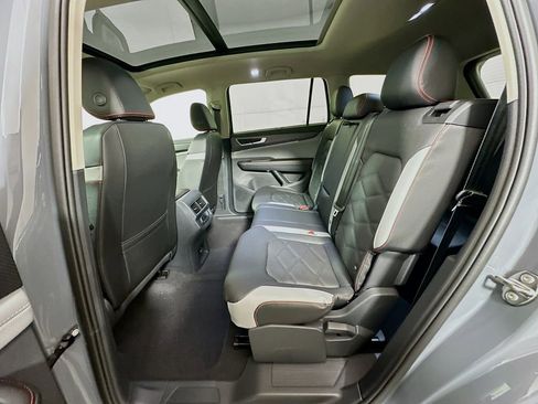 New 2026 Volkswagen Atlas Peak Edition AWD/4WD image 15