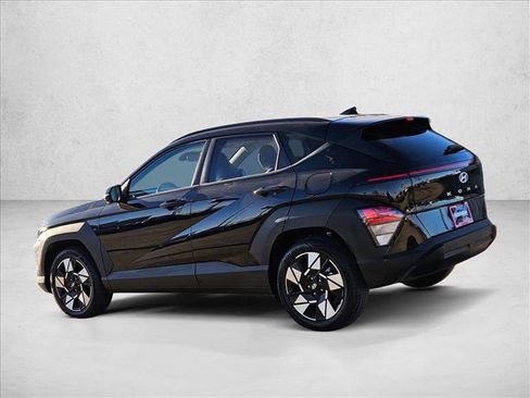 Used 2024 Hyundai Kona SEL image 8