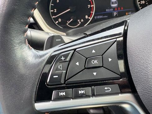 Used 2023 Nissan Altima 2.0 SR image 10