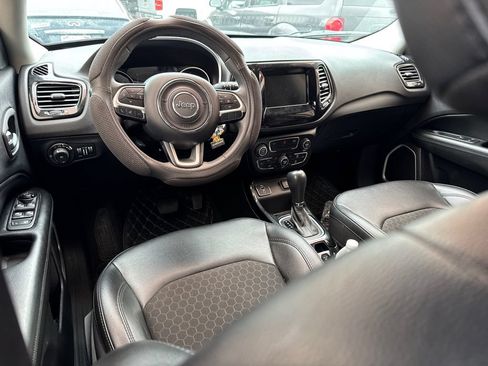Used 2021 Jeep Compass Latitude FWD image 16