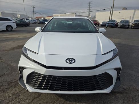 New 2026 Toyota Camry SE image 8