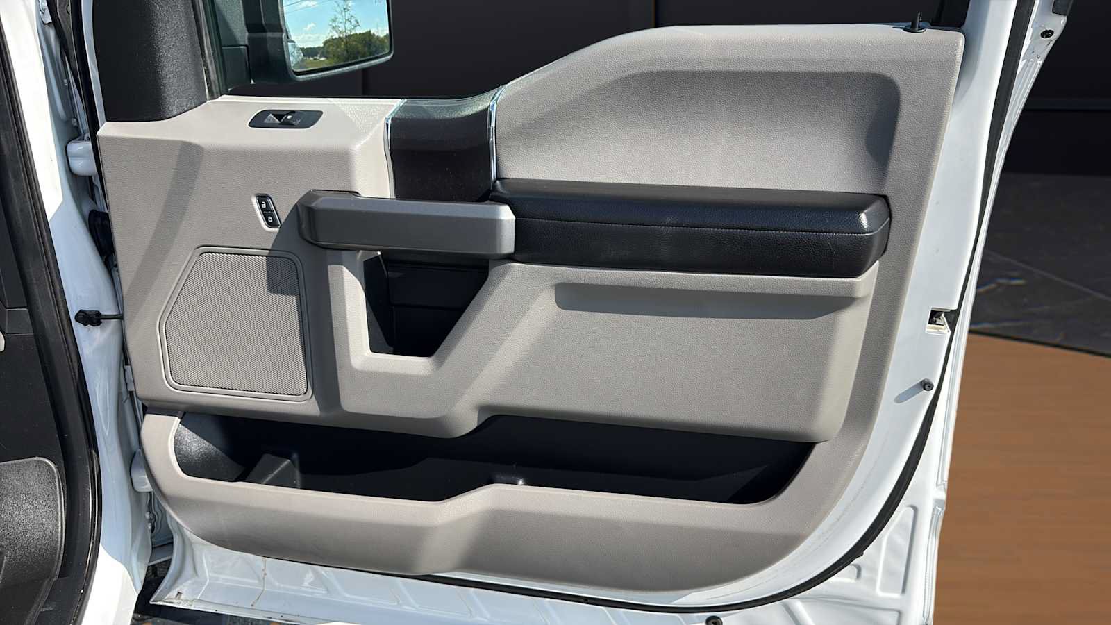 Used 2019 Ford F150 XLT w/ Equipment Group 301A Mid AWD/4WD image 23