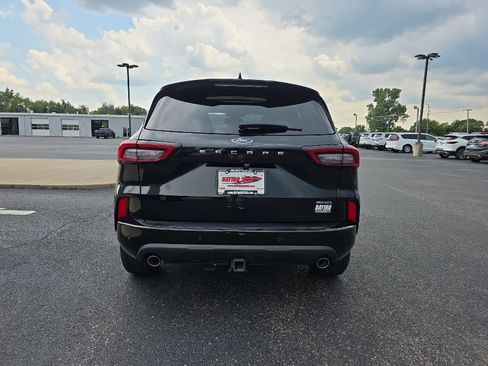 Used 2024 Ford Escape ST-Line Elite w/ Premium Technology Package image 8