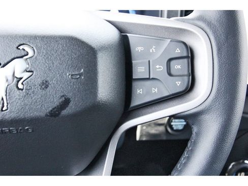 Used 2026 Ford Bronco Badlands AWD/4WD image 19
