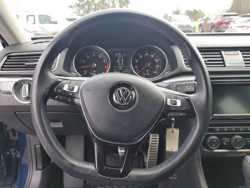 Used 2018 Volkswagen Passat 2.0T S image 22