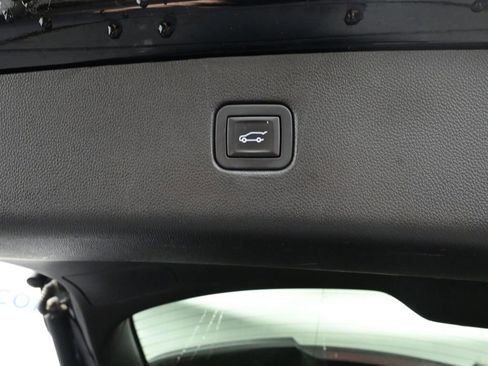 Used 2019 Chevrolet Blazer RS image 14