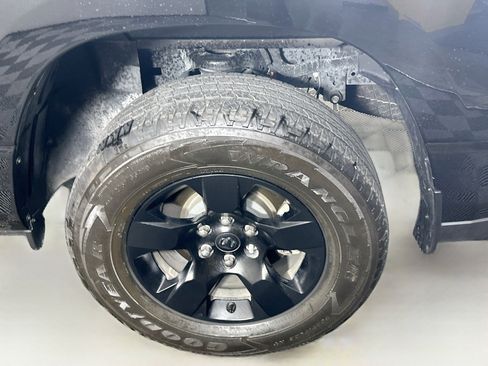 Used 2025 RAM 1500 Tradesman w/ Night Edition RWD image 11