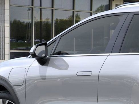 New 2026 Chevrolet Equinox EV LT image 36