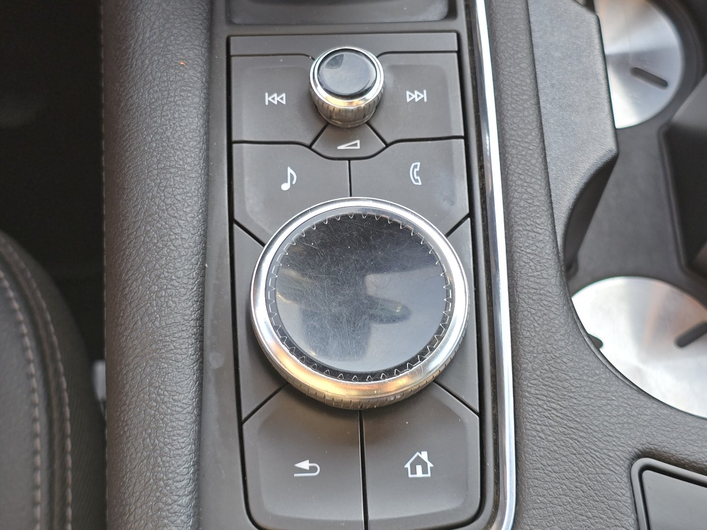 Used 2022 Cadillac XT5 Luxury FWD image 10