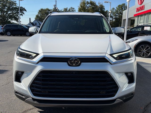 Used 2026 Toyota Grand Highlander AWD image 9