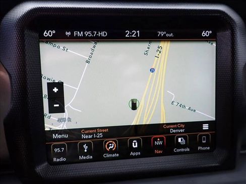 Used 2018 Jeep Wrangler Unlimited Sahara AWD/4WD image 20