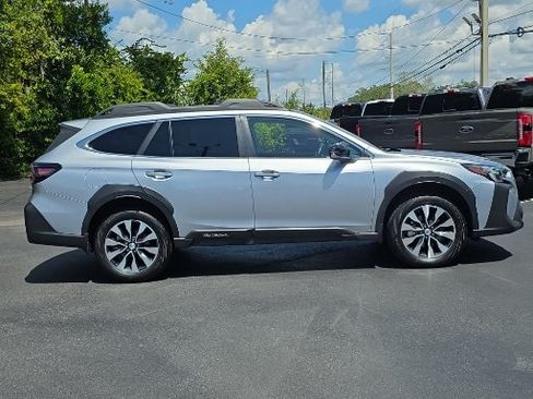 Used 2024 Subaru Outback Limited AWD/4WD image 2