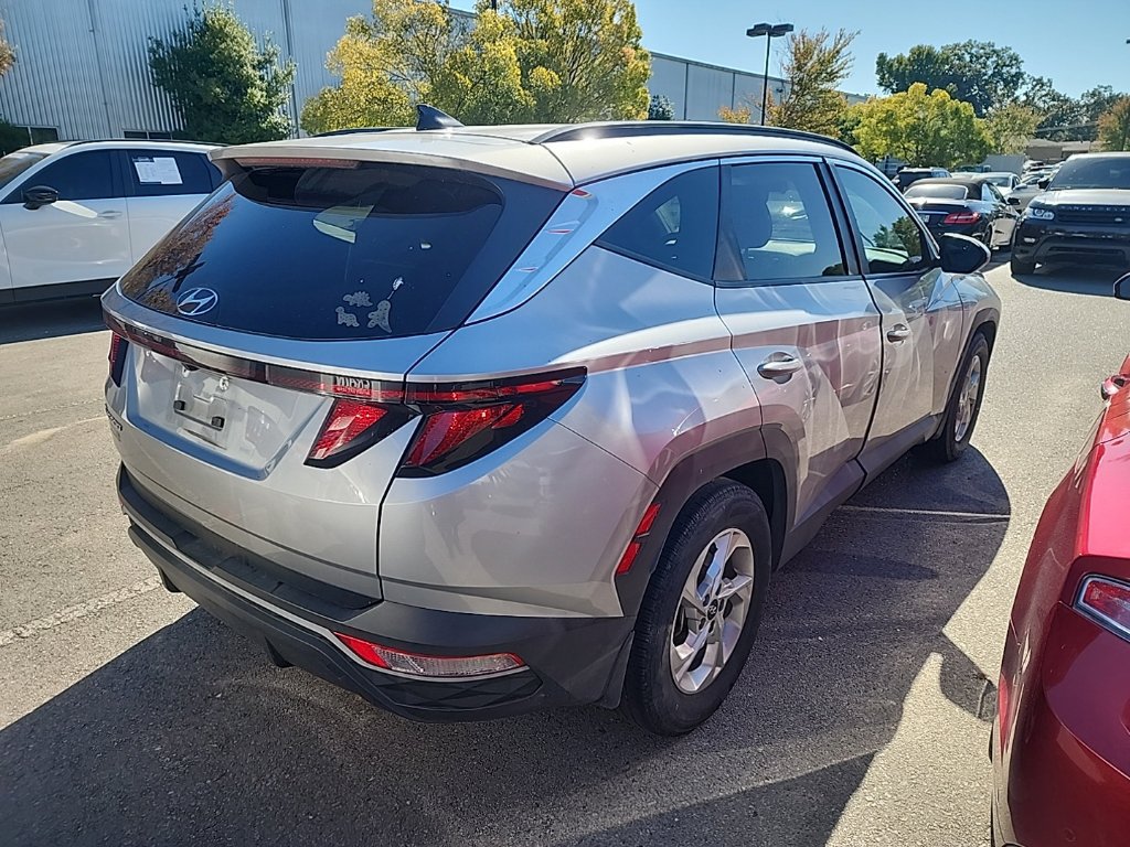 Used 2024 Hyundai Tucson SEL FWD image 3
