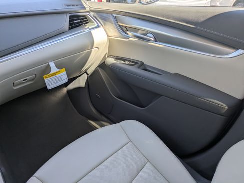 New 2026 Cadillac XT5 Premium Luxury w/ Driver Assist Package image 12