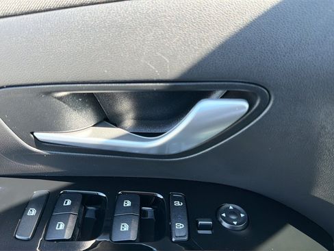 Certified 2024 Hyundai Tucson Limited AWD/4WD image 16
