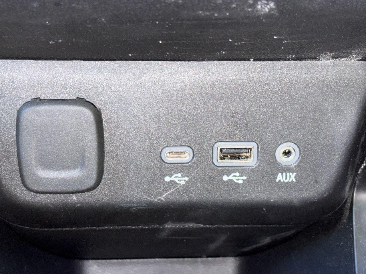 Used 2023 Chevrolet TrailBlazer RS AWD/4WD image 6