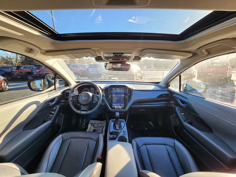 Used 2024 Subaru Crosstrek 2.5i Limited w/ Crosstrek Mirror Package image 8