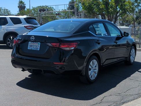 Certified 2024 Nissan Sentra S FWD image 6