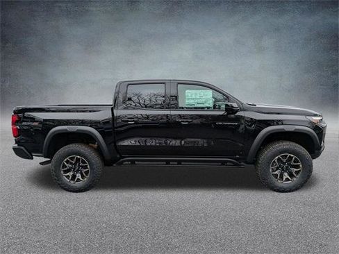 New 2026 Chevrolet Colorado ZR2 w/ Technology Package image 3