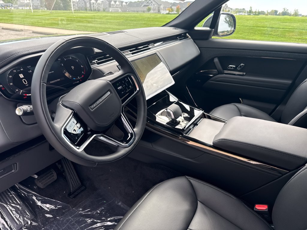 New 2027 Land Rover Range Rover Sport SE AWD/4WD image 11