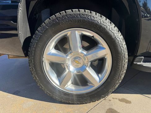 Used 2012 Chevrolet Tahoe LTZ image 41