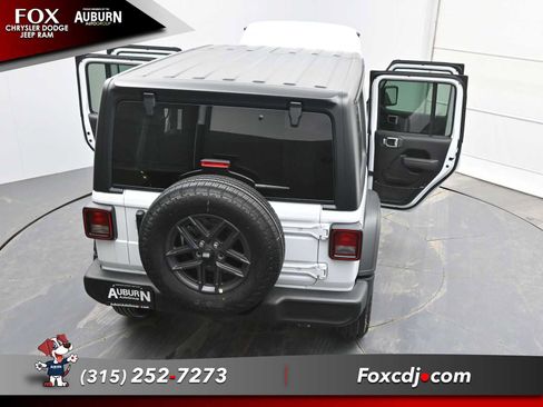 New 2026 Jeep Wrangler Unlimited Sport image 37