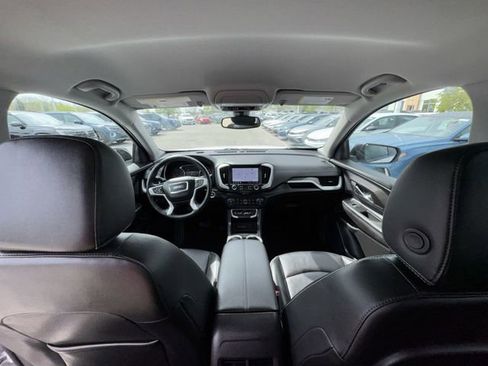Used 2023 GMC Terrain SLT w/ Elevation Edition FWD image 20
