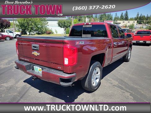 Used 2017 Chevrolet Silverado 1500 LTZ Z71 w/ LTZ Plus Package image 6