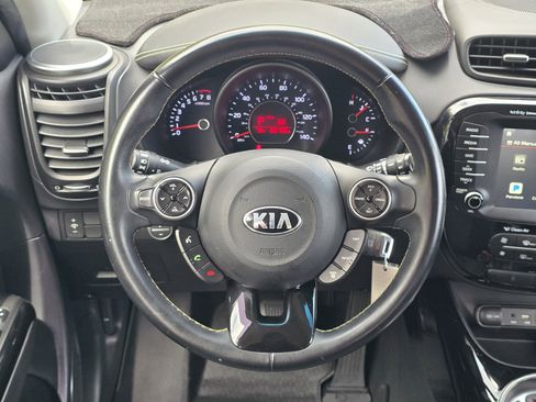 Used 2016 Kia Soul + w/ Audio Package FWD image 14