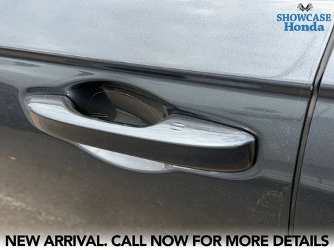Used 2024 Honda Accord Touring image 11