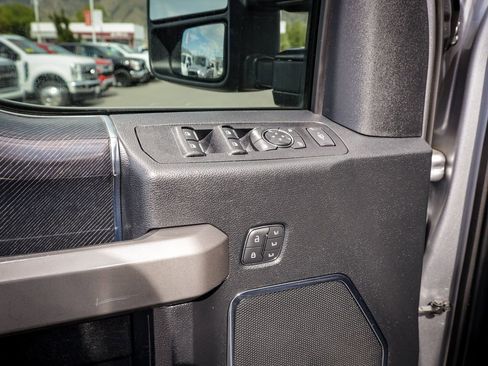 Used 2021 Ford F250 Platinum w/ FX4 Off-Road Package AWD/4WD image 17