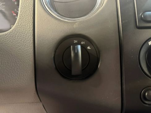 Used 2006 Ford F150 XLT AWD/4WD image 11