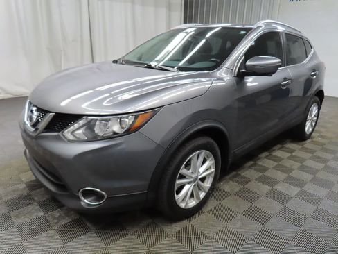 Used 2017 Nissan Rogue Sport SV w/ SV Premium Package AWD/4WD image 7